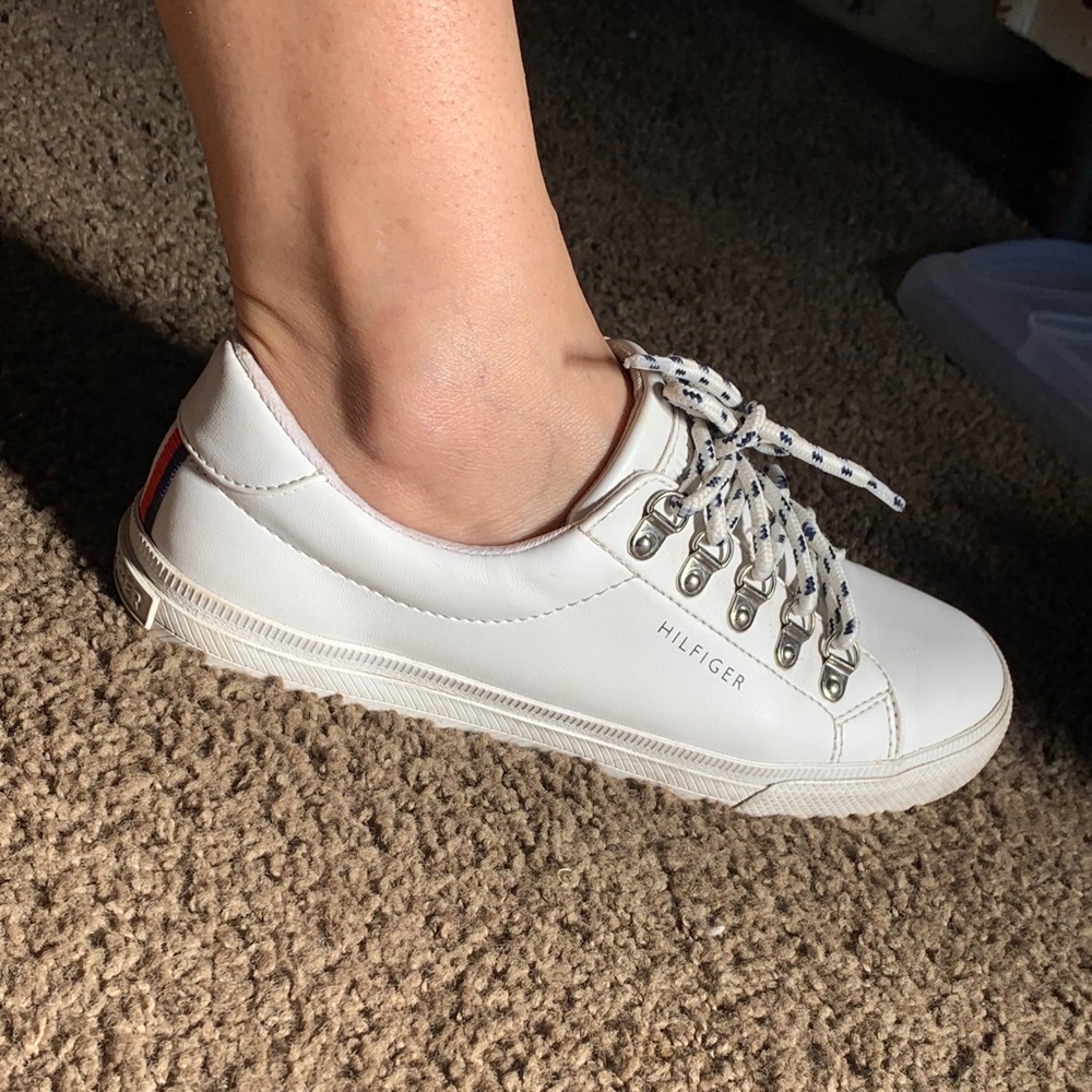 White Tommy Hilfiger